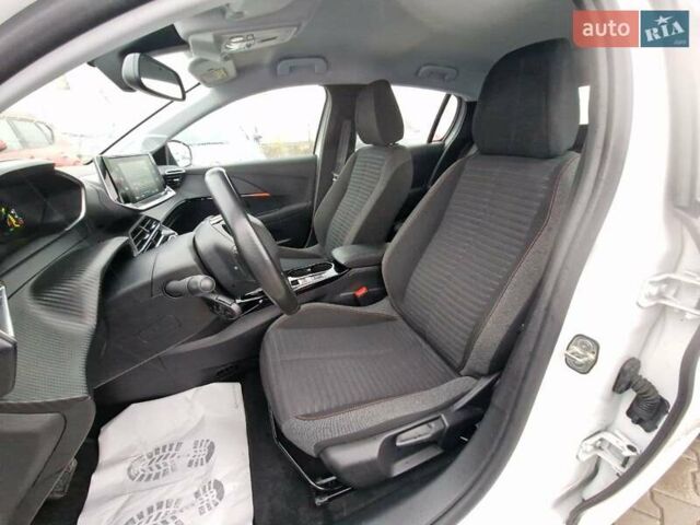 Белый Пежо e-208, объемом двигателя 0 л и пробегом 59 тыс. км за 13900 $, фото 21 на Automoto.ua
