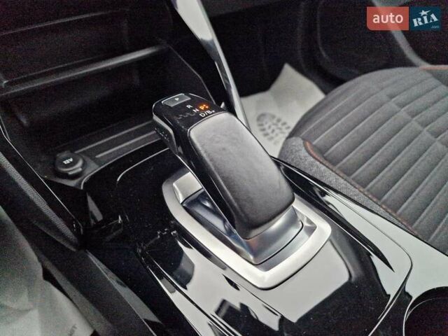 Белый Пежо e-208, объемом двигателя 0 л и пробегом 59 тыс. км за 13900 $, фото 39 на Automoto.ua