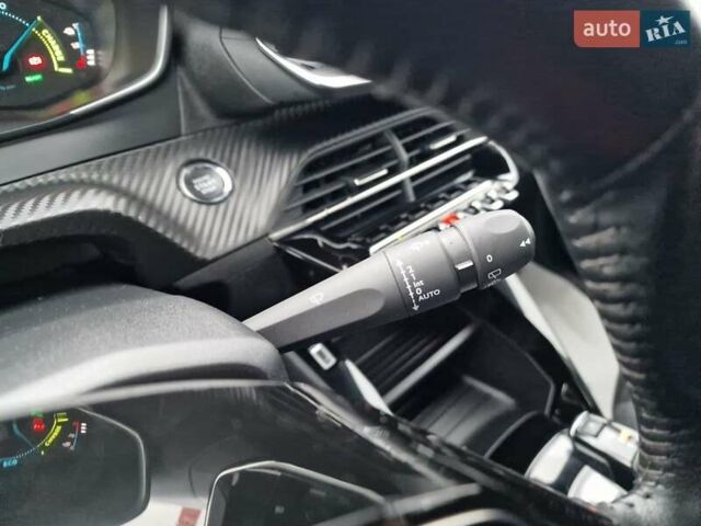 Белый Пежо e-208, объемом двигателя 0 л и пробегом 59 тыс. км за 13900 $, фото 36 на Automoto.ua