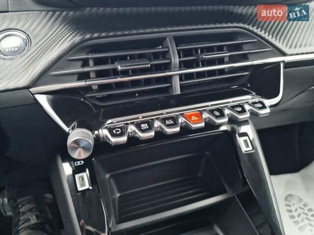 Белый Пежо e-208, объемом двигателя 0 л и пробегом 59 тыс. км за 13900 $, фото 38 на Automoto.ua