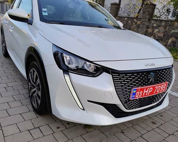 Білий Пежо e-208, об'ємом двигуна 0 л та пробігом 26 тис. км за 12970 $, фото 2 на Automoto.ua