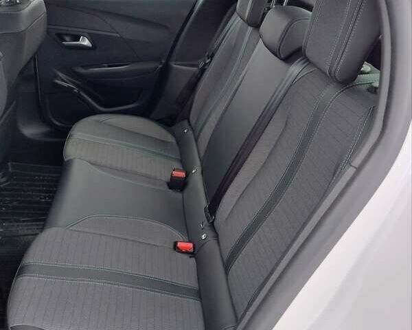 Белый Пежо e-208, объемом двигателя 0 л и пробегом 58 тыс. км за 13222 $, фото 7 на Automoto.ua