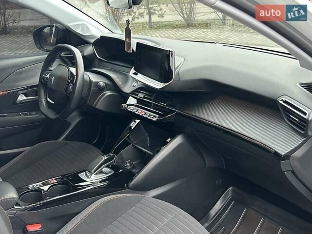 Білий Пежо e-208, об'ємом двигуна 0 л та пробігом 85 тис. км за 12900 $, фото 38 на Automoto.ua