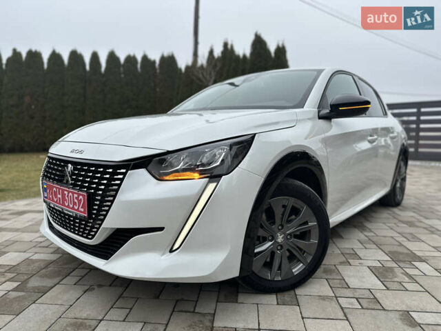 Белый Пежо e-208, объемом двигателя 0 л и пробегом 20 тыс. км за 15300 $, фото 10 на Automoto.ua