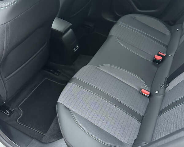 Белый Пежо e-208, объемом двигателя 0 л и пробегом 20 тыс. км за 15300 $, фото 18 на Automoto.ua