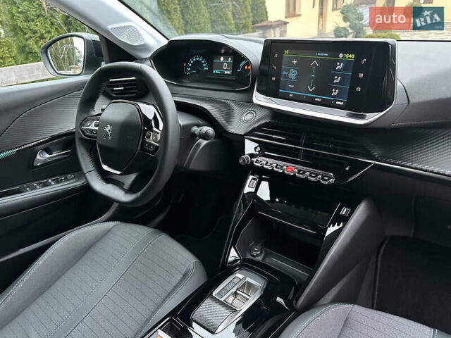 Белый Пежо e-208, объемом двигателя 0 л и пробегом 20 тыс. км за 15300 $, фото 35 на Automoto.ua