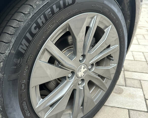 Белый Пежо e-208, объемом двигателя 0 л и пробегом 20 тыс. км за 15300 $, фото 42 на Automoto.ua