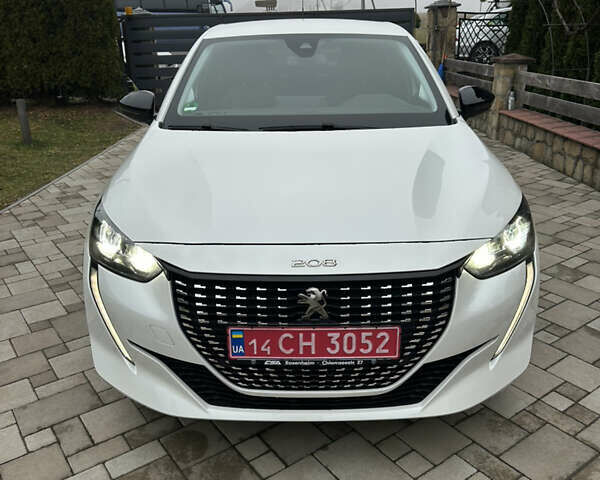 Белый Пежо e-208, объемом двигателя 0 л и пробегом 20 тыс. км за 15300 $, фото 8 на Automoto.ua