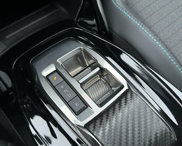 Белый Пежо e-208, объемом двигателя 0 л и пробегом 20 тыс. км за 15300 $, фото 33 на Automoto.ua