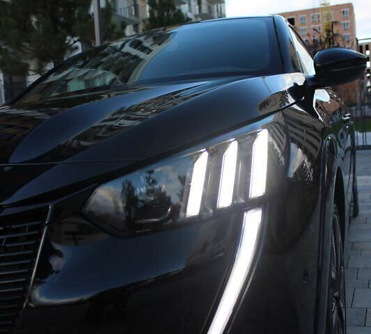 Чорний Пежо e-208, об'ємом двигуна 0 л та пробігом 78 тис. км за 15950 $, фото 16 на Automoto.ua