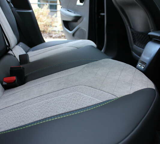 Чорний Пежо e-208, об'ємом двигуна 0 л та пробігом 78 тис. км за 15950 $, фото 61 на Automoto.ua