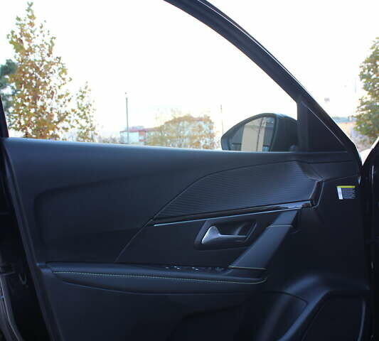 Чорний Пежо e-208, об'ємом двигуна 0 л та пробігом 78 тис. км за 15950 $, фото 48 на Automoto.ua