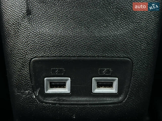 Черный Пежо e-208, объемом двигателя 0 л и пробегом 41 тыс. км за 13500 $, фото 31 на Automoto.ua