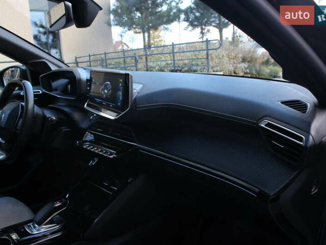Чорний Пежо e-208, об'ємом двигуна 0 л та пробігом 78 тис. км за 15950 $, фото 57 на Automoto.ua