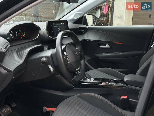Черный Пежо e-208, объемом двигателя 0 л и пробегом 41 тыс. км за 13500 $, фото 17 на Automoto.ua