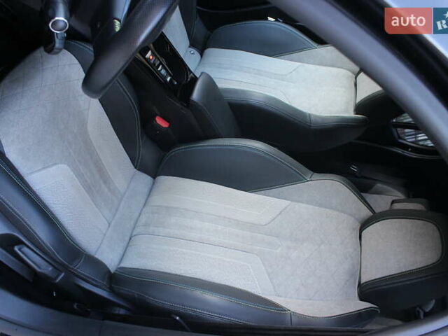 Чорний Пежо e-208, об'ємом двигуна 0 л та пробігом 78 тис. км за 15950 $, фото 44 на Automoto.ua