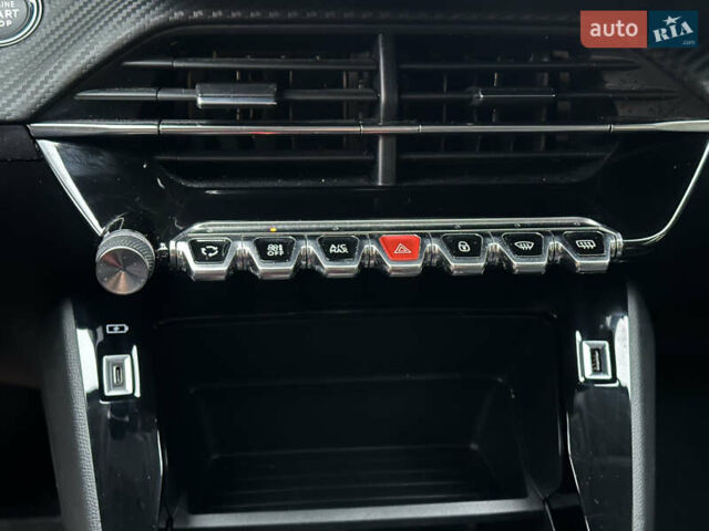 Черный Пежо e-208, объемом двигателя 0 л и пробегом 41 тыс. км за 13500 $, фото 20 на Automoto.ua