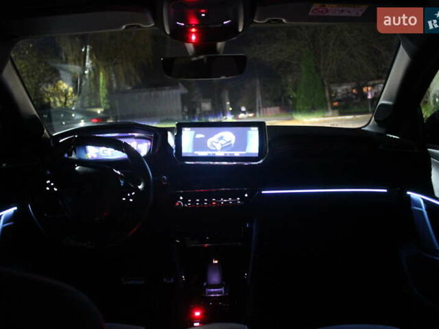 Чорний Пежо e-208, об'ємом двигуна 0 л та пробігом 78 тис. км за 15950 $, фото 19 на Automoto.ua