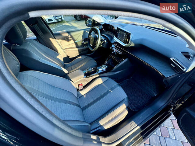 Чорний Пежо e-208, об'ємом двигуна 0 л та пробігом 20 тис. км за 14900 $, фото 35 на Automoto.ua