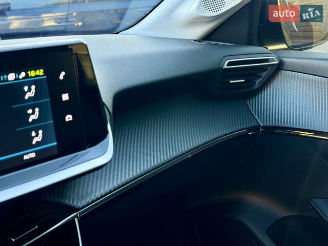 Чорний Пежо e-208, об'ємом двигуна 0 л та пробігом 20 тис. км за 14900 $, фото 27 на Automoto.ua