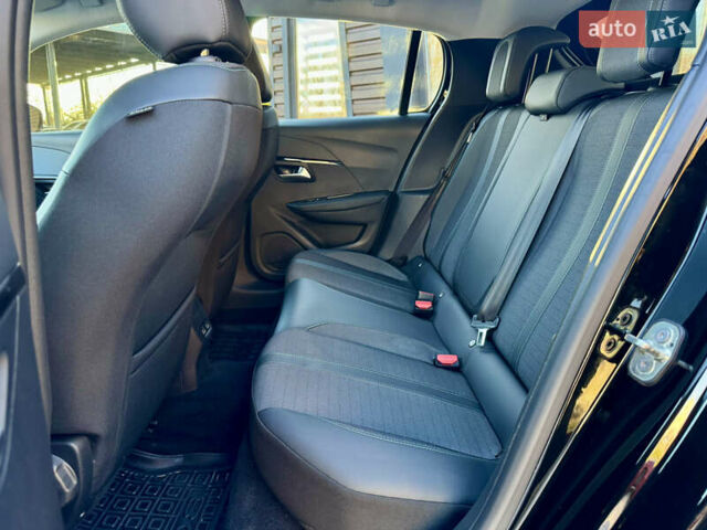 Чорний Пежо e-208, об'ємом двигуна 0 л та пробігом 20 тис. км за 14900 $, фото 29 на Automoto.ua