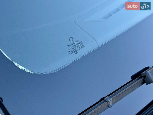 Чорний Пежо e-208, об'ємом двигуна 0 л та пробігом 20 тис. км за 14900 $, фото 17 на Automoto.ua