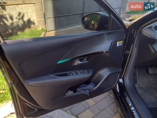 Чорний Пежо e-208, об'ємом двигуна 0 л та пробігом 16 тис. км за 16500 $, фото 24 на Automoto.ua