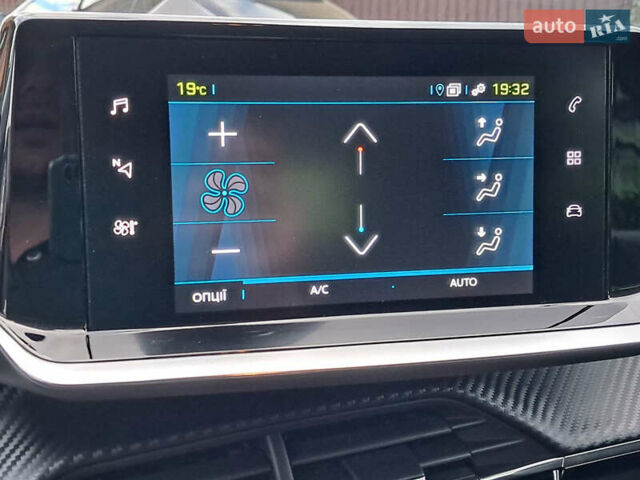 Чорний Пежо e-208, об'ємом двигуна 0 л та пробігом 36 тис. км за 15500 $, фото 24 на Automoto.ua