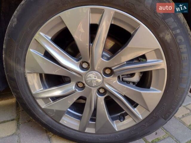 Чорний Пежо e-208, об'ємом двигуна 0 л та пробігом 16 тис. км за 16500 $, фото 34 на Automoto.ua