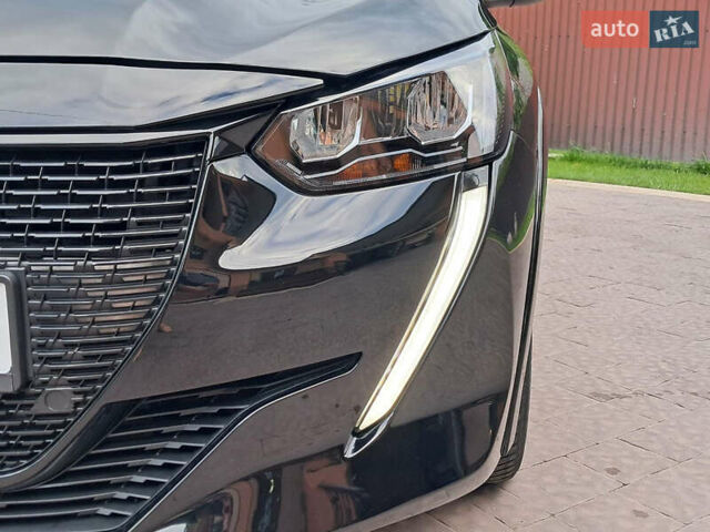 Чорний Пежо e-208, об'ємом двигуна 0 л та пробігом 36 тис. км за 15500 $, фото 5 на Automoto.ua
