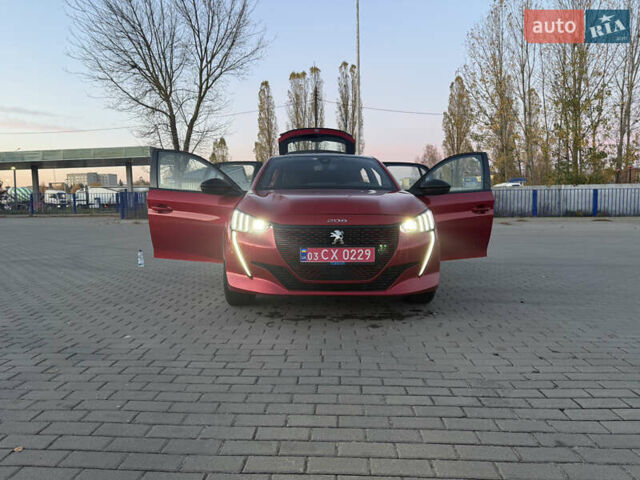 Красный Пежо e-208, объемом двигателя 0 л и пробегом 76 тыс. км за 14950 $, фото 21 на Automoto.ua