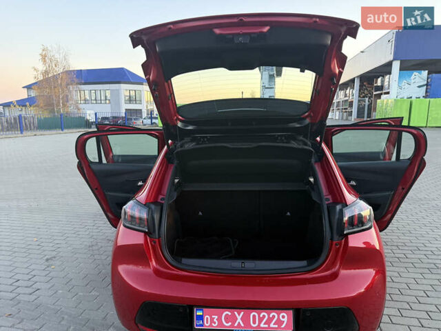 Красный Пежо e-208, объемом двигателя 0 л и пробегом 76 тыс. км за 14950 $, фото 17 на Automoto.ua
