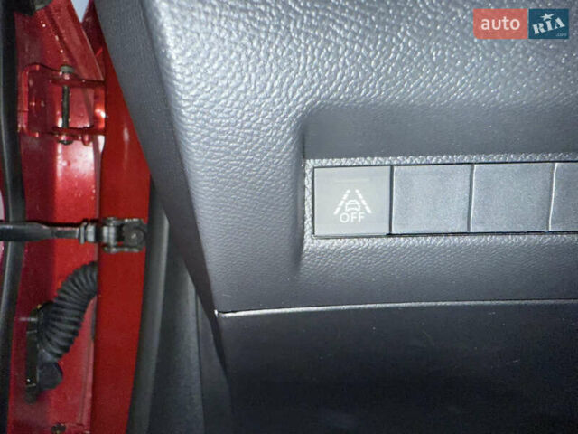 Красный Пежо e-208, объемом двигателя 0 л и пробегом 76 тыс. км за 14950 $, фото 28 на Automoto.ua