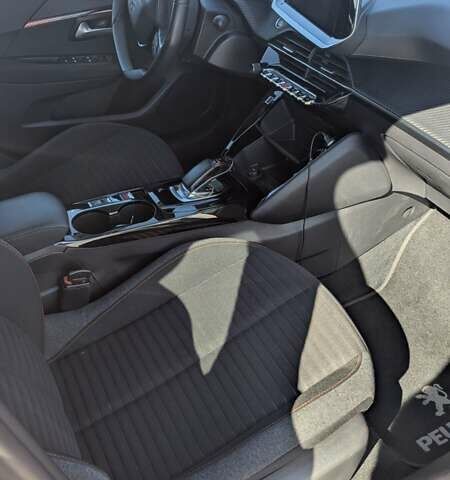 Червоний Пежо e-208, об'ємом двигуна 0 л та пробігом 40 тис. км за 14800 $, фото 21 на Automoto.ua