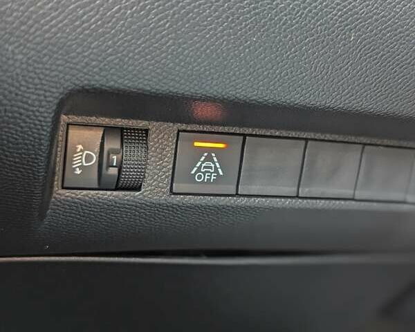 Пежо e-208, объемом двигателя 0 л и пробегом 32 тыс. км за 15400 $, фото 27 на Automoto.ua