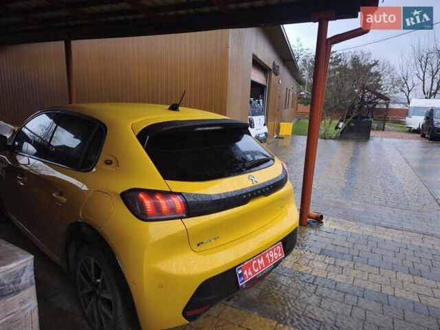 Пежо e-208, объемом двигателя 0 л и пробегом 48 тыс. км за 14990 $, фото 2 на Automoto.ua