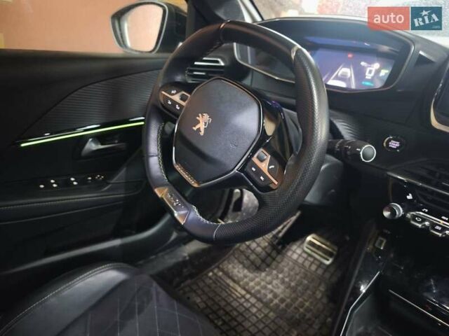 Пежо e-208, объемом двигателя 0 л и пробегом 48 тыс. км за 14990 $, фото 6 на Automoto.ua