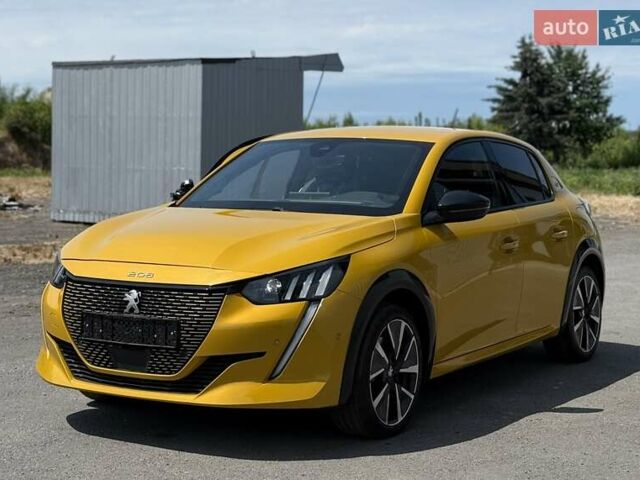 Пежо e-208, об'ємом двигуна 0 л та пробігом 26 тис. км за 12100 $, фото 3 на Automoto.ua