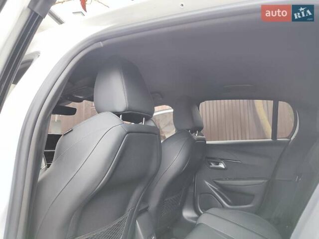 Пежо e-208, объемом двигателя 0 л и пробегом 20 тыс. км за 16000 $, фото 8 на Automoto.ua