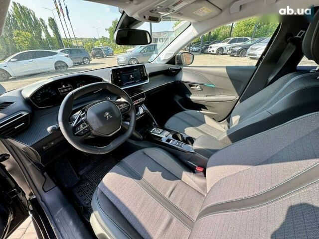 Пежо e-208, объемом двигателя 0 л и пробегом 20 тыс. км за 13999 $, фото 12 на Automoto.ua