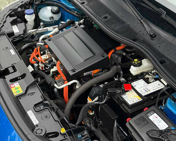 Пежо e-208, объемом двигателя 0 л и пробегом 29 тыс. км за 17000 $, фото 25 на Automoto.ua