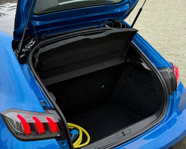 Пежо e-208, объемом двигателя 0 л и пробегом 29 тыс. км за 17000 $, фото 41 на Automoto.ua