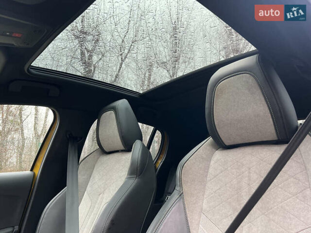 Жовтий Пежо e-208, об'ємом двигуна 0 л та пробігом 55 тис. км за 13700 $, фото 19 на Automoto.ua