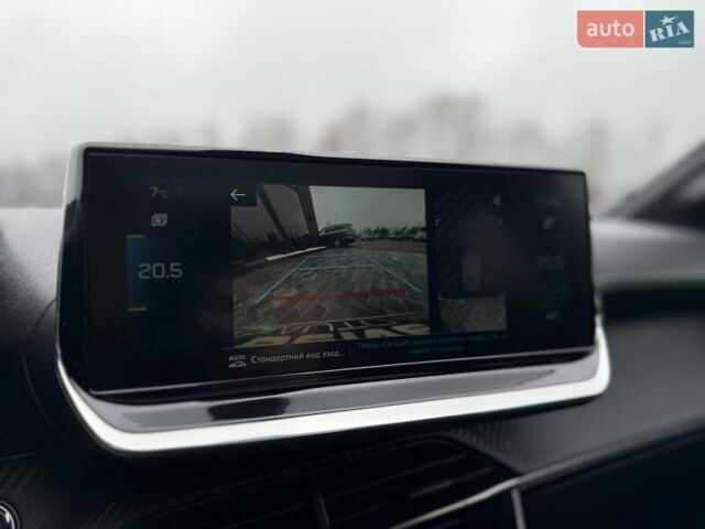 Желтый Пежо e-208, объемом двигателя 0 л и пробегом 129 тыс. км за 14399 $, фото 43 на Automoto.ua