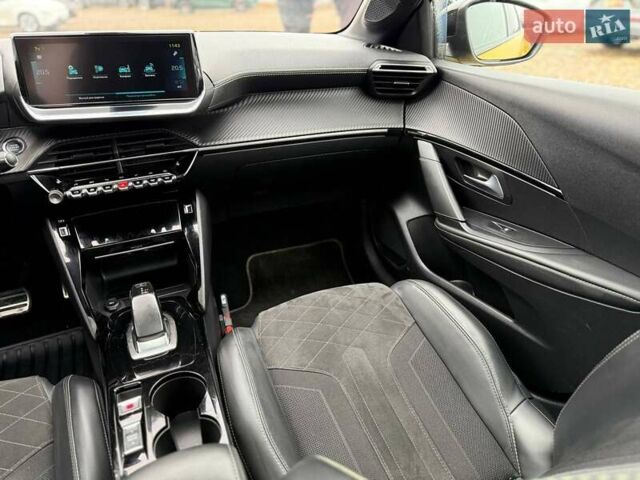 Желтый Пежо e-208, объемом двигателя 0 л и пробегом 129 тыс. км за 14399 $, фото 34 на Automoto.ua