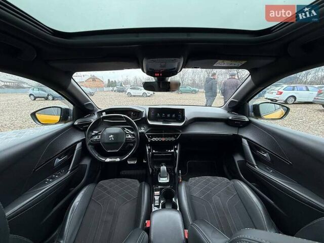 Желтый Пежо e-208, объемом двигателя 0 л и пробегом 129 тыс. км за 14399 $, фото 31 на Automoto.ua