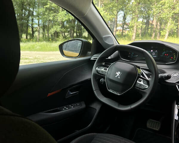 Жовтий Пежо e-208, об'ємом двигуна 0 л та пробігом 40 тис. км за 15200 $, фото 1 на Automoto.ua