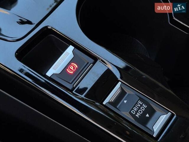 Серый Пежо e-208, объемом двигателя 0 л и пробегом 82 тыс. км за 14744 $, фото 25 на Automoto.ua