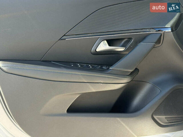 Сірий Пежо e-208, об'ємом двигуна 0 л та пробігом 109 тис. км за 12440 $, фото 12 на Automoto.ua