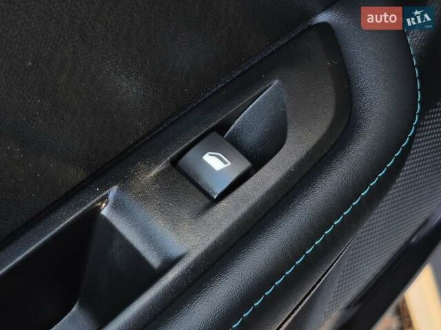 Серый Пежо e-208, объемом двигателя 0 л и пробегом 82 тыс. км за 14744 $, фото 31 на Automoto.ua